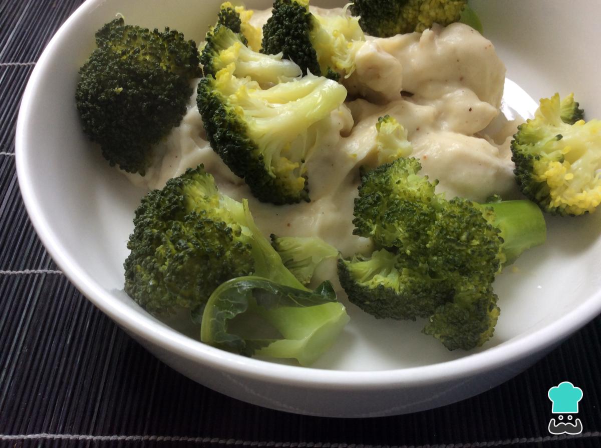 Receta de Pollo cremoso con brócoli