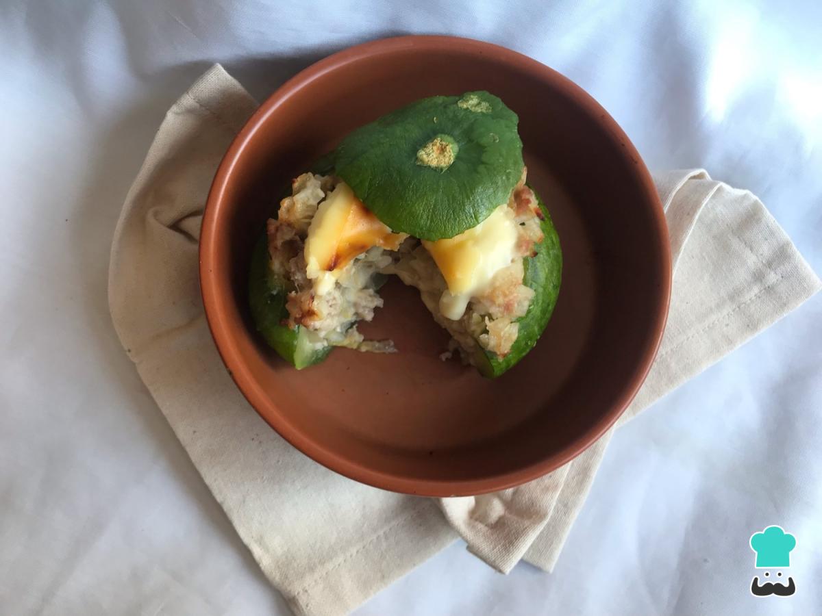 Receta de Zapallitos rellenos con arroz y carne