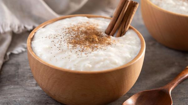 Los cocineros asturianos coinciden: “Para un arroz con leche cremoso, el arroz no se cuece en la leche, se cocina primero en agua” - Así se prepara el auténtico arroz con leche asturiano tradicional