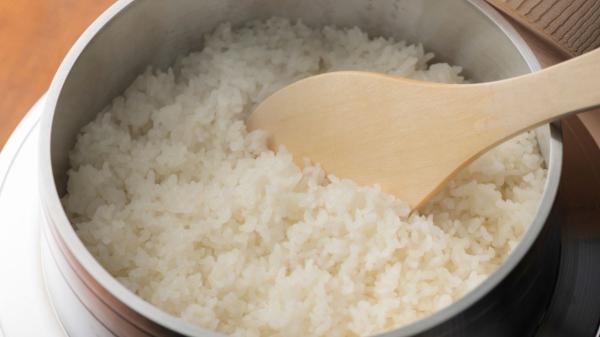 Los cocineros asturianos coinciden: “Para un arroz con leche cremoso, el arroz no se cuece en la leche, se cocina primero en agua” - Por qué los expertos recomiendan cocinar primero el arroz en agua