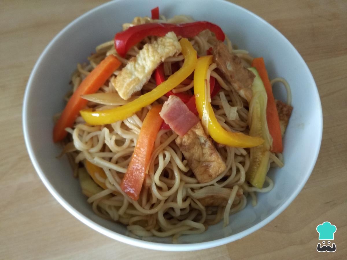 Receta de Tallarines chinos tres delicias