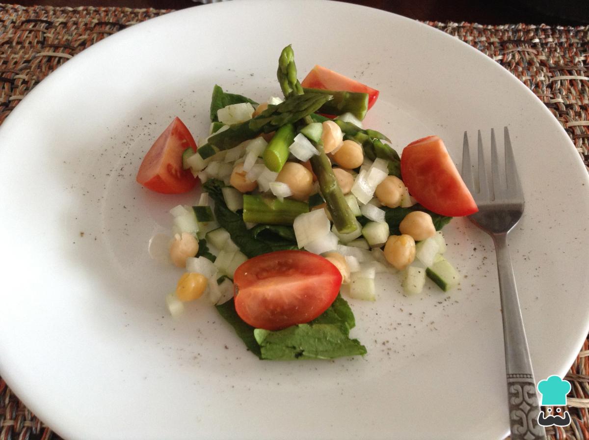 Receta de Ensalada de garbanzos cocidos