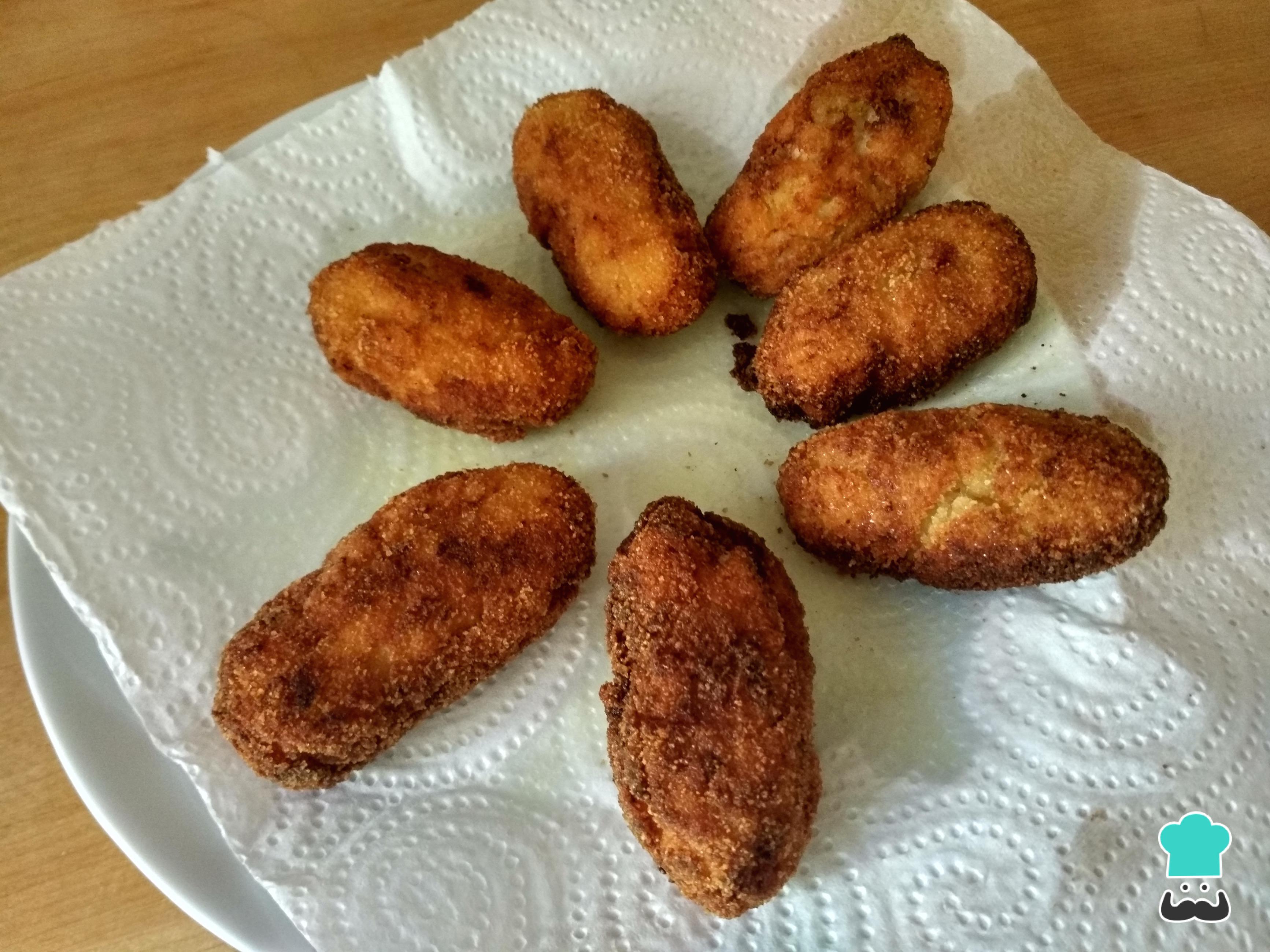 Croquetas de pollo y jamón Croquetas de pollo y jamón