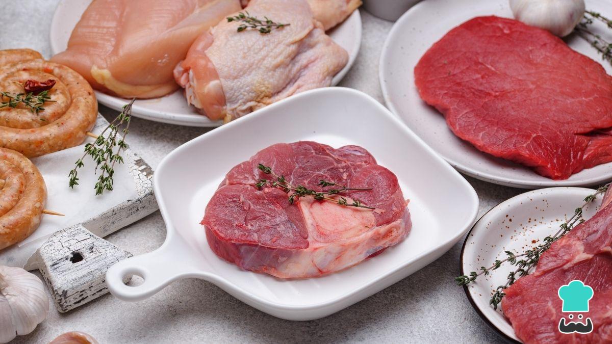 Evita errores: los trucos de expertos para saber si la carne está mala (y no enfermarte)