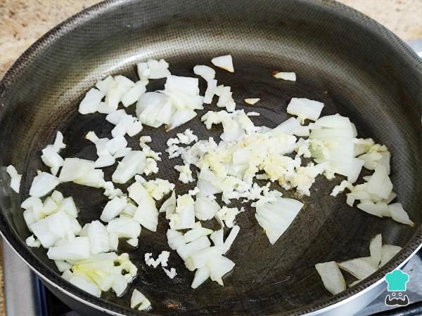 Receta de Camarones enchipotlados - Paso 2