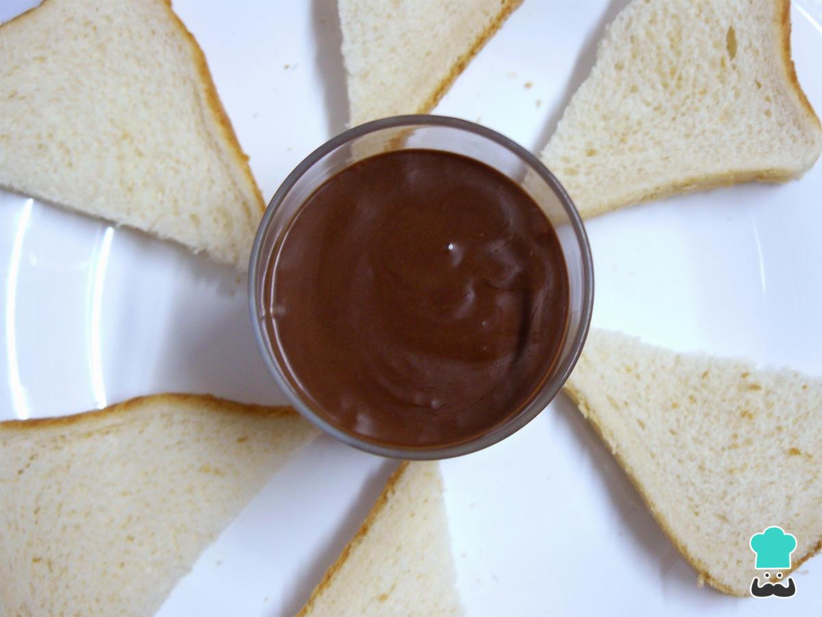 Receta de Crema de chocolate y avellanas