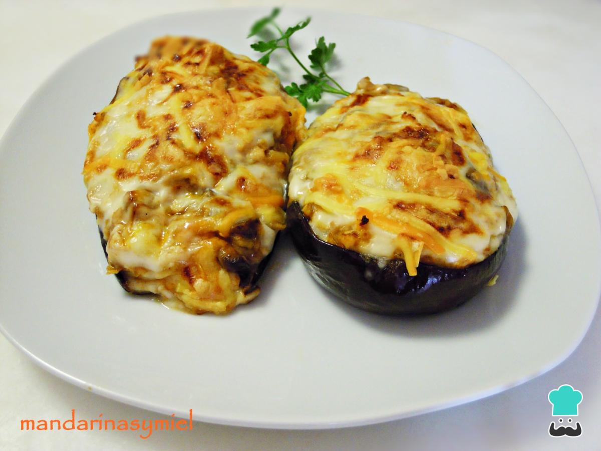 Receta de Berenjenas rellenas de pollo con bechamel