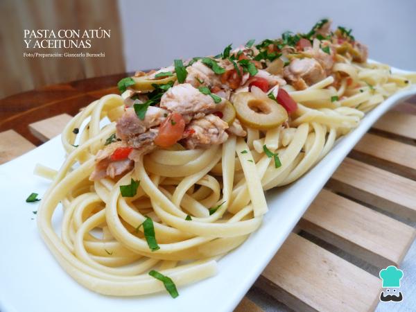 Receta de Pasta con atún y aceitunas