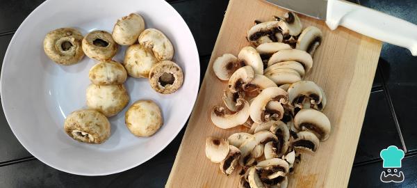 Receta de Sopa de hongos - Paso 1