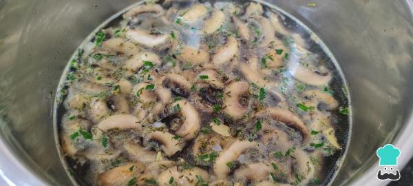 Receta de Sopa de hongos - Paso 4