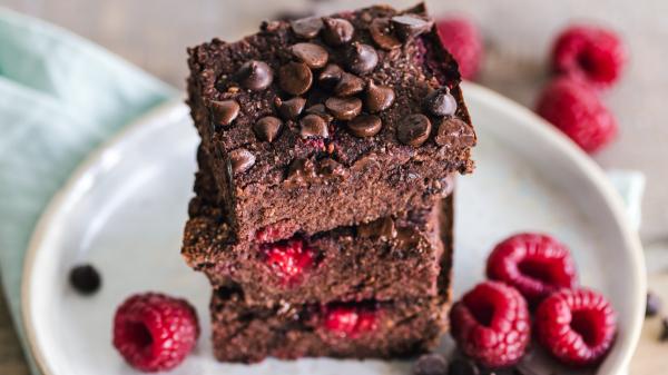 Jordi Roca, mejor pastelero del mundo: “El brownie de chocolate más jugoso no lleva mantequilla, sino 181 gramos de aceite de oliva” - Cómo preparar paso a paso el brownie de chocolate de Jordi Roca