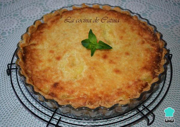 Receta de Tarta de piña con crema de almendras