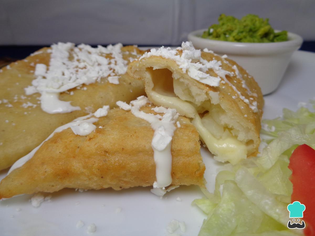 Receta de Quesadillas fritas de papa