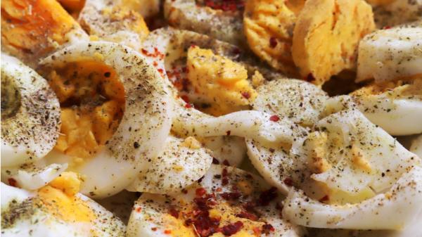 Huevos a la gallega: cómo hacer la receta más fácil y económica que resuelve cualquier comida en verano - Cómo preparar huevos a la gallega en casa paso a paso