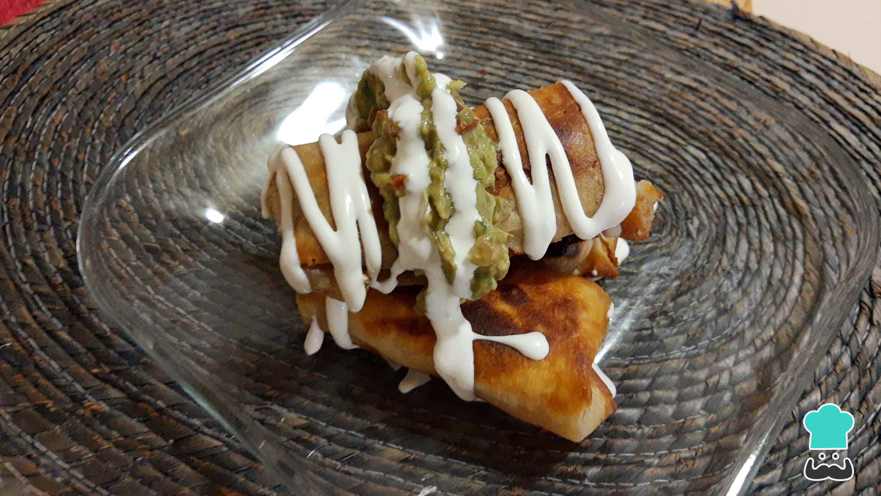 Chimichangas de ternera, receta tradicional mexicana