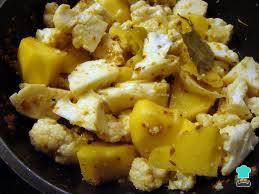 Receta de Coliflor y patatas al curry