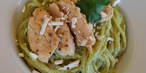 Receta de Espagueti verde con pollo