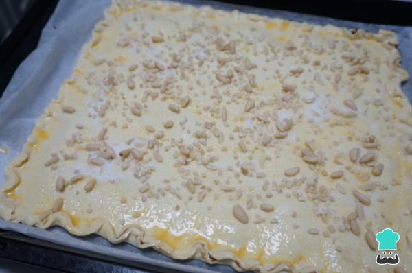Receta de Coca de hojaldre rápida con chocolate - Paso 5