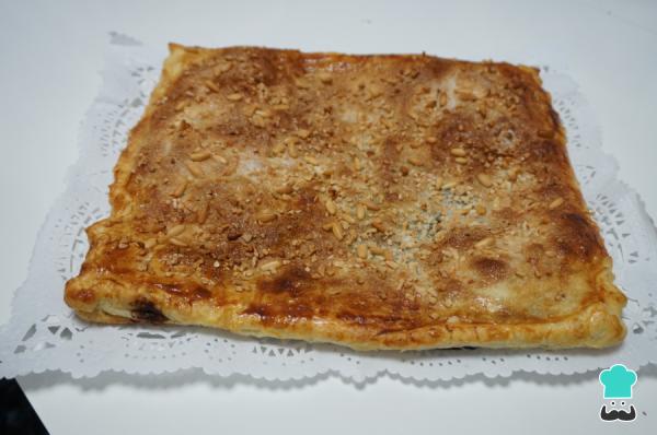 Receta de Coca de hojaldre rápida con chocolate - Paso 7