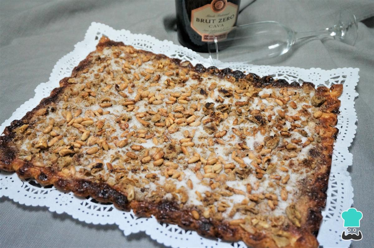 Receta de Coca de llardons (chicharrones)