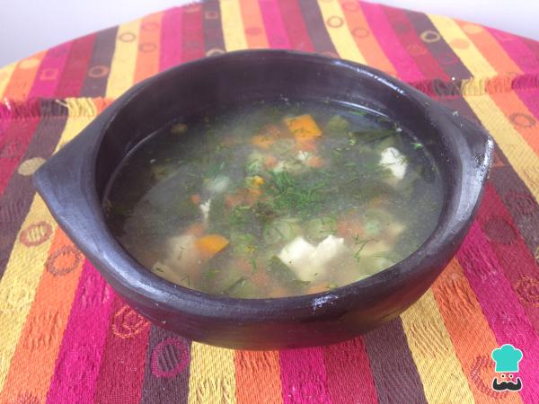 Receta de Sopa especial de verduras con pollo