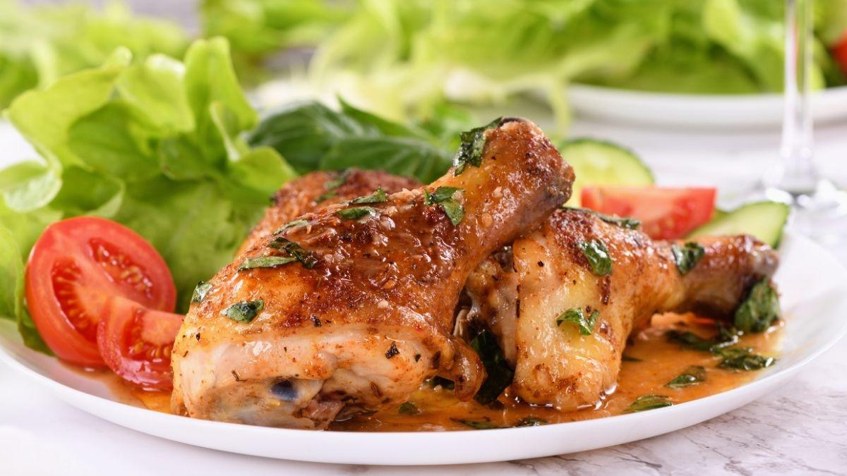 Receta de Muslos de pollo en salsa de la abuela: cómo hacerlos jugosos y tiernos paso a paso