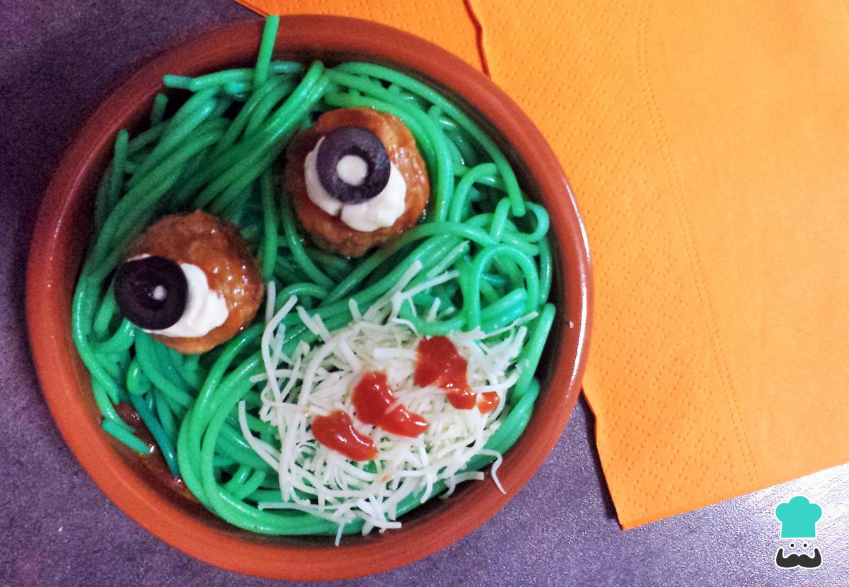 Receta de Espaguetis con albóndigas para niños