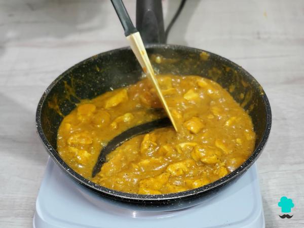 Receta de Pollo tikka masala: jugoso, especiado y con una salsa cremosa irresistible - Paso 7