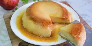 Receta de Flan de manzana y yogur: queda suave, cremoso y lleva muy pocos ingredientes