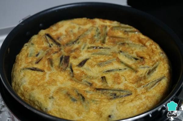 Receta de Tortilla de espárragos trigueros - Paso 10