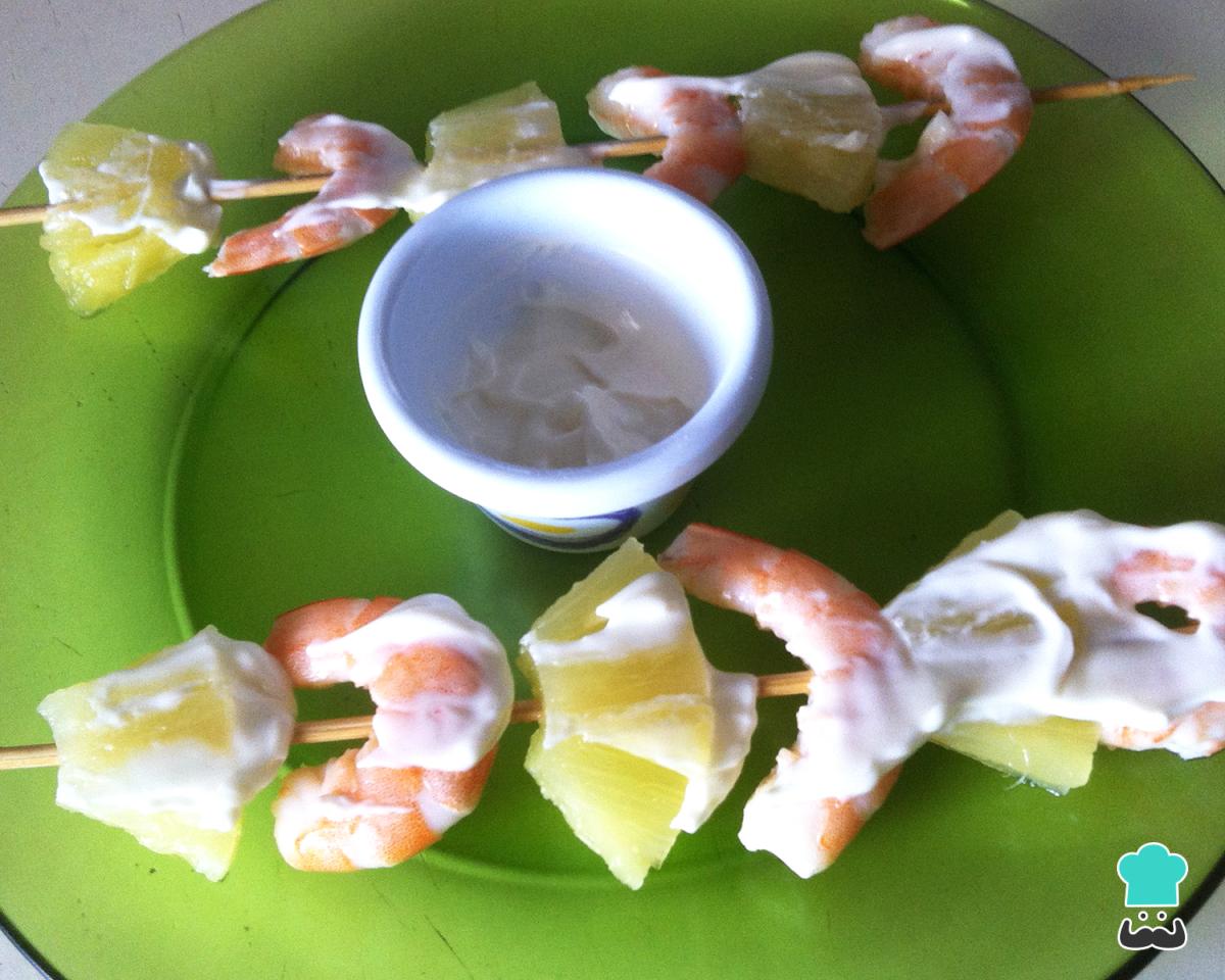Receta de Brochetas de langostinos y piña
