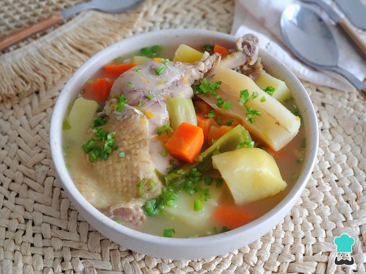 Receta de Sancocho de gallina o pollo