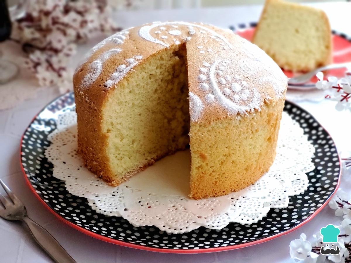 Receta de Bizcocho alto y esponjoso