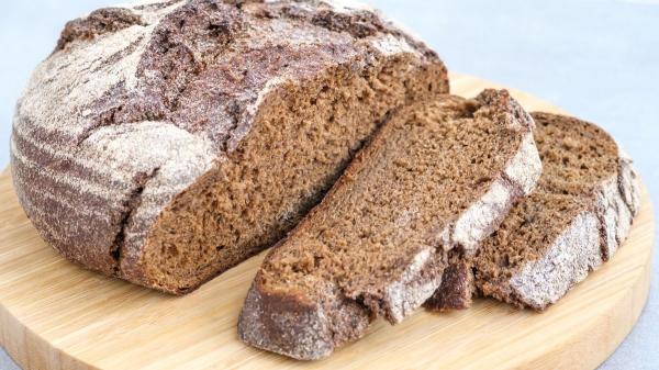 ¿Es mejor el pan integral o el de centeno?: Los dietistas revelan la opción más saludable y cuál debemos elegir - El pan de centeno: ¿qué tiene de especial?