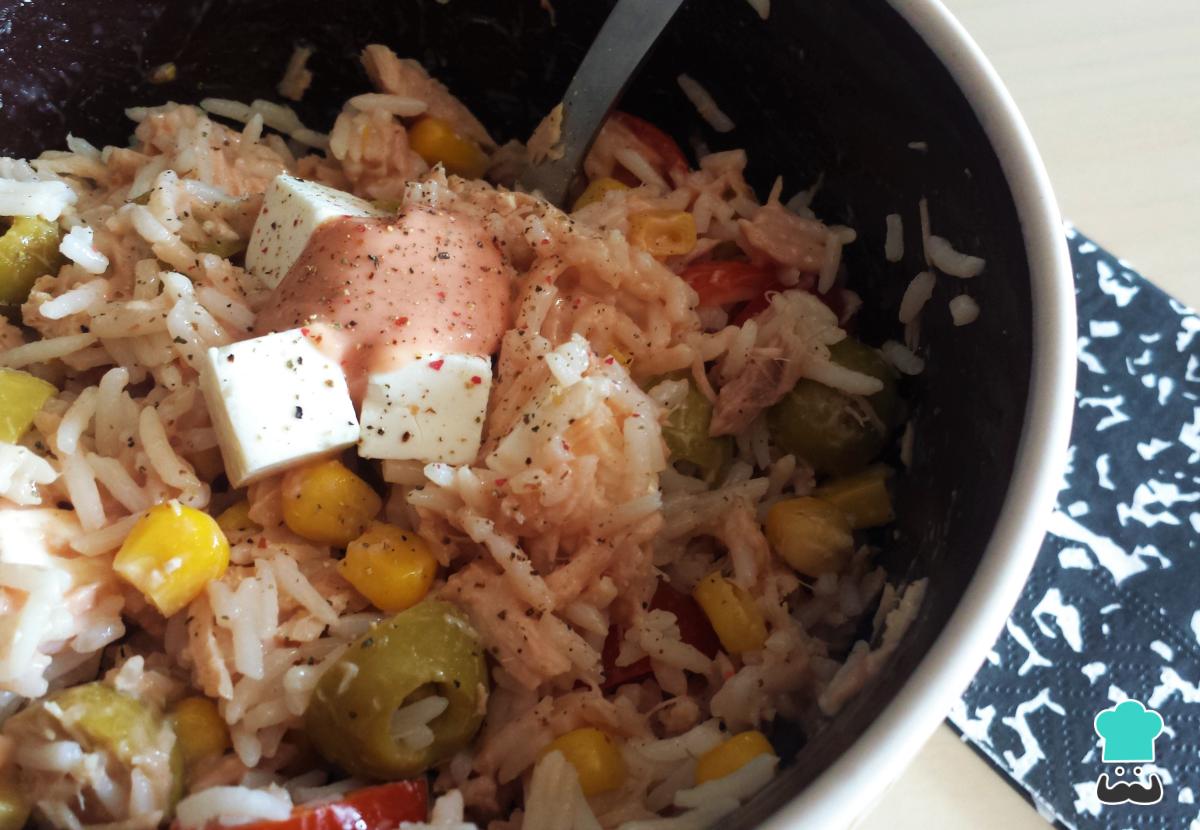 Receta de Ensalada de arroz con mayonesa y atún