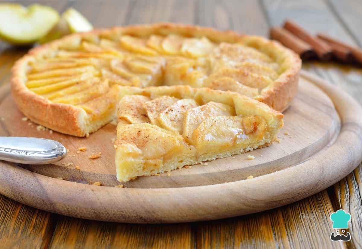 Receta de Tarta de manzana de hojaldre y natillas