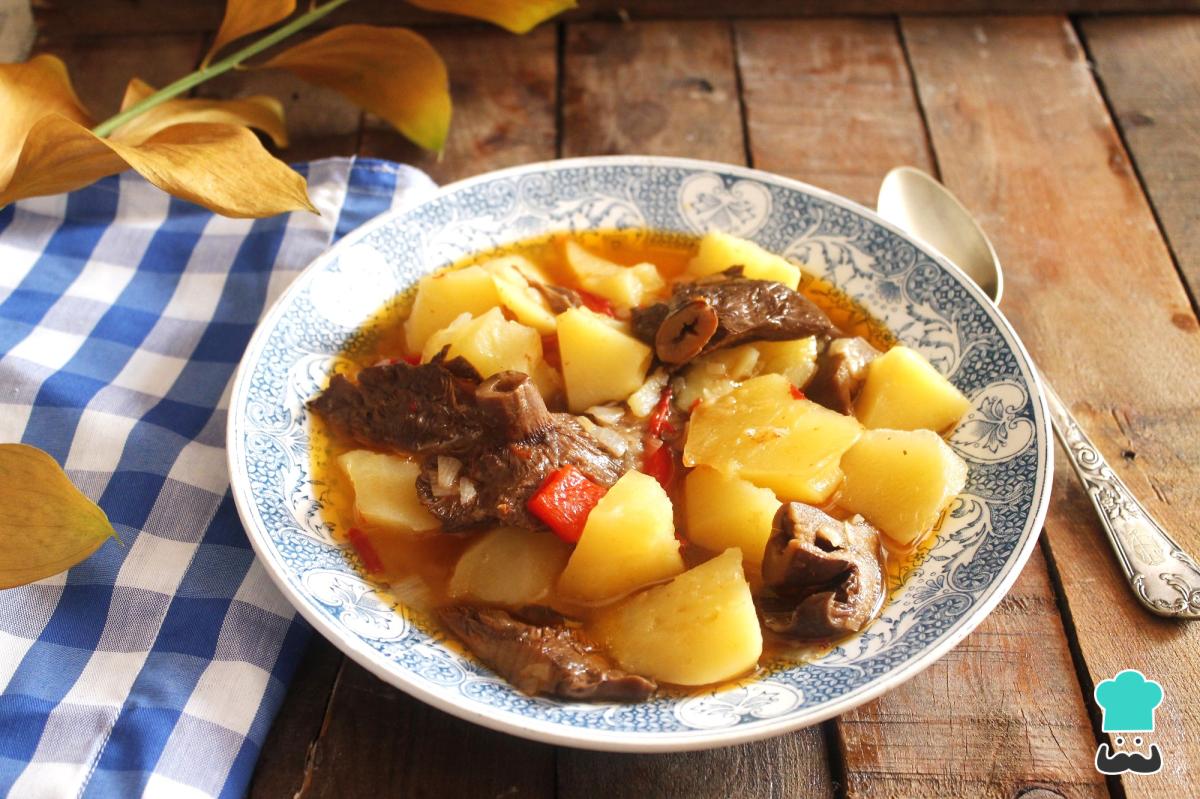 Receta de Patatas con níscalos de la abuela