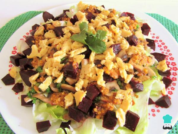 Receta de Ensalada de champiñones y remolacha