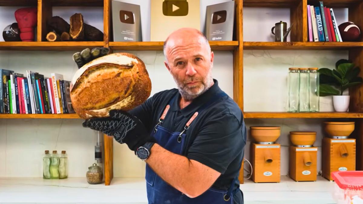 Ramón Garriga, panadero artesanal: "Con un solo gramo de masa madre se puede preparar un pan de 2 kg"