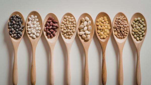 El consumo de embutido bajo análisis: así puede influir en el riesgo de desarrollar hígado graso - Un estudio revela qué ocurre cuando sustituyes el embutido por legumbres