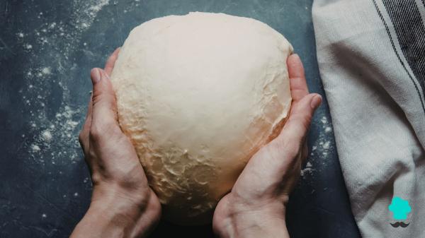 Errores al hacer el pan de Sant Jordi (y cómo evitar que salga mal) - No respetar los tiempos de fermentación: el fallo que deja el pan de Sant Jordi denso y pesado