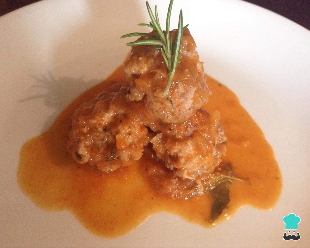 Receta de Albóndigas en salsa pomodoro