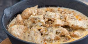 Receta de Pollo en salsa de almendras de la abuela: fácil, jugoso y lleno de sabor