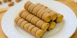 Receta de Huesos de santo: cómo preparar el dulce tradicional de mazapán relleno de crema de yema
