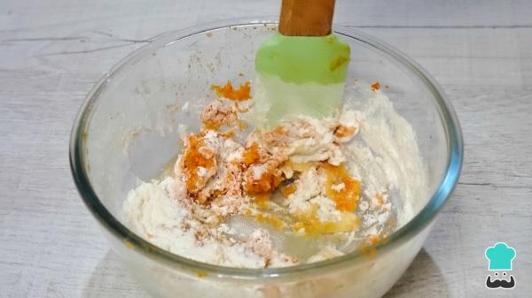 Receta de Buñuelos de calabaza con 3 ingredientes: el dulce de Semana Santa que se deshace en la boca y se hace en 10 minutos - Paso 2