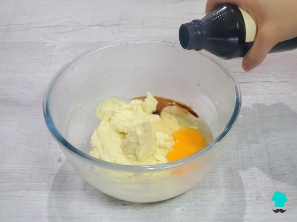 Receta de Galletas de pistacho y chocolate blanco: crujientes, tiernas y muy fáciles de hacer - Paso 3