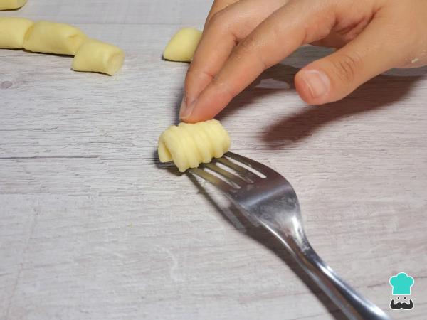 Receta de Ñoquis de harina leudante - Paso 5