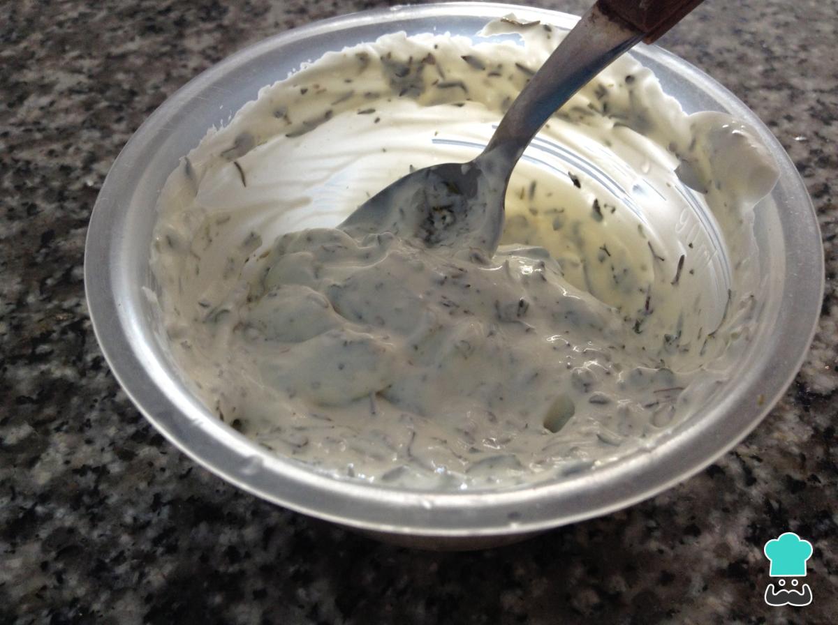 Receta de Dip de queso con tomillo y orégano