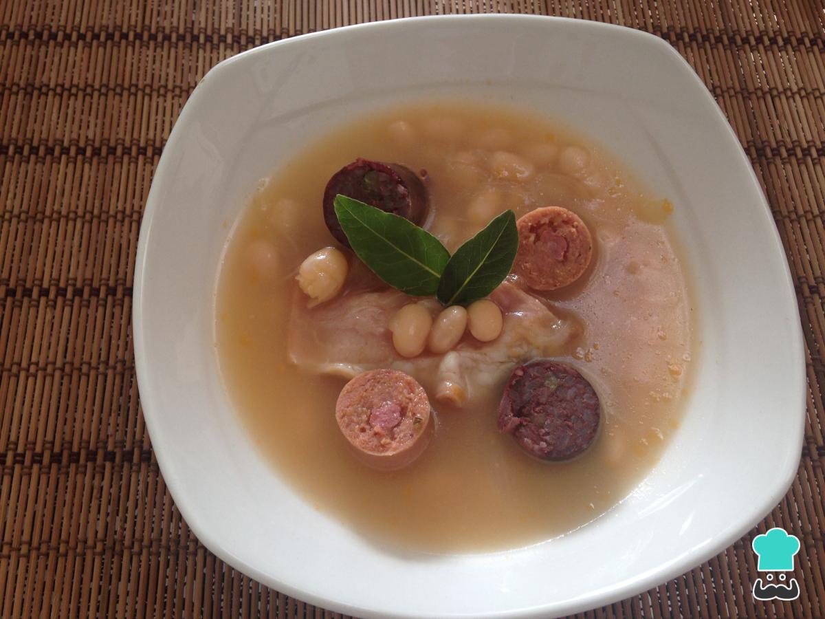 Receta de Alubias blancas con chorizo y morcilla
