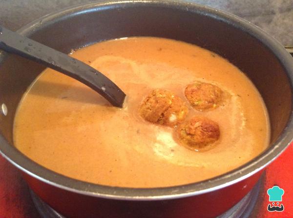 Receta de Albóndigas de atún con tomate - Paso 9